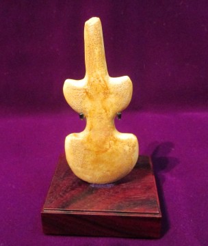 大理石製ヴァイオリン型偶像（紀元前3200～2900年頃）