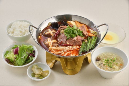 Chinese Shunsai cuisine, hot pot ju <wp-shortcode> Lots of ingredients !! Mala hot pot set (1,680 yen)