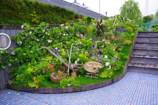 세이부 이케부쿠로 본점 9층 식과 초록의 공중 정원