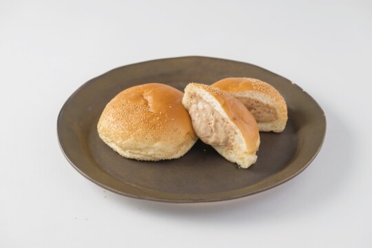 和栗と奥久慈卵のとろ～りクリームパン　¥450