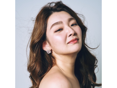 実力派ボーカリストのKazuyo。心にグッとくる歌がモットー