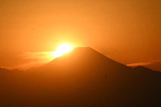 ダイヤモンド富士（2025年11月）