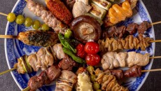 希少部位も全品100円