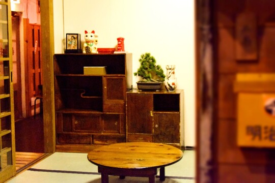 手がかりが散らばる事件の舞台